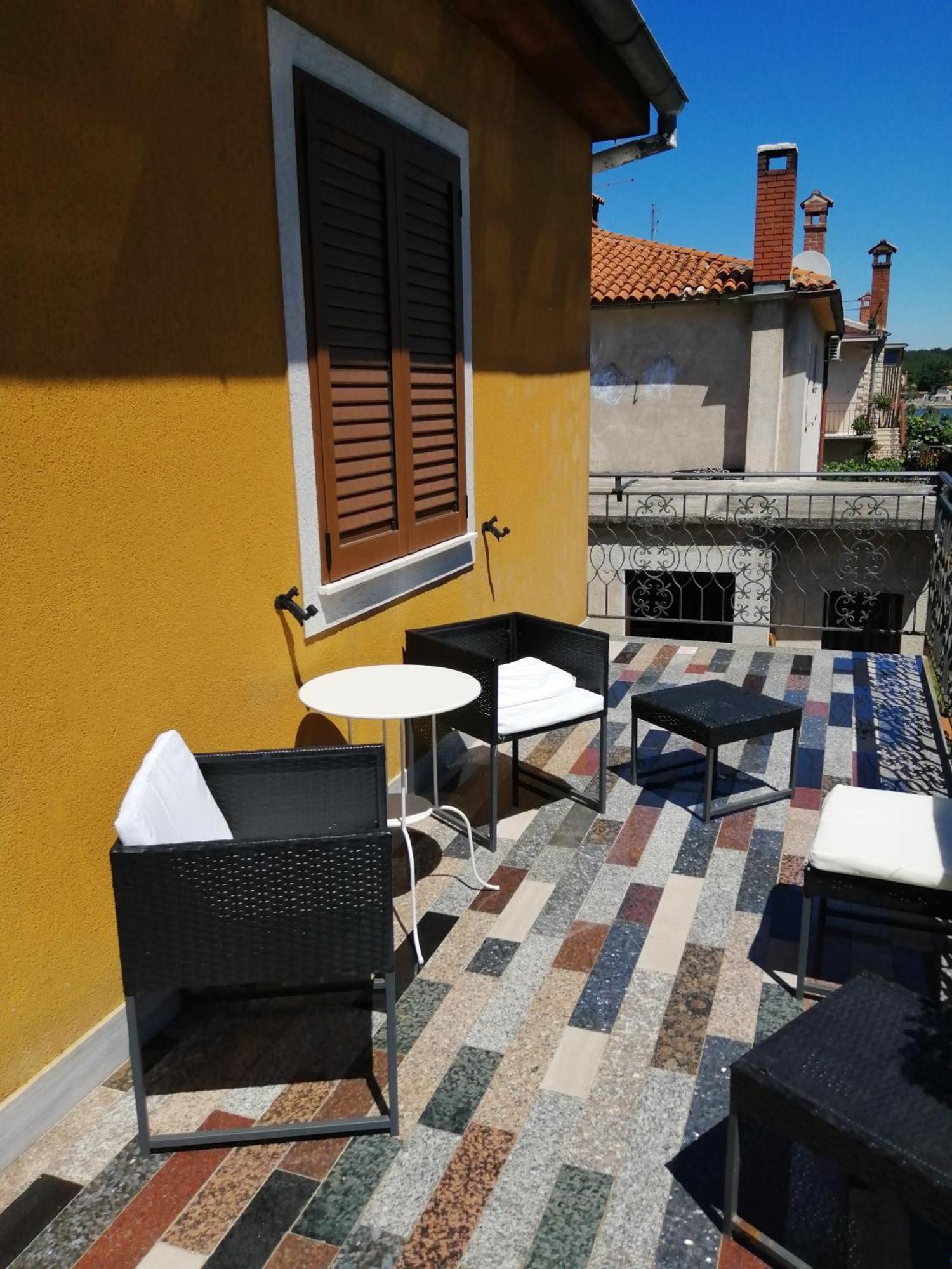 App Katerina Apartment Novigrad  Bagian luar foto